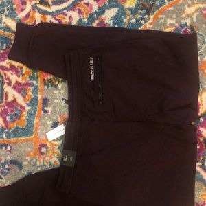 American Eagle joggers